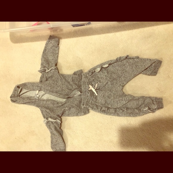 sweatsuit with ruffles